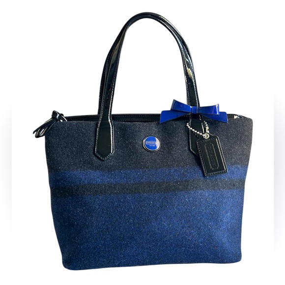 Coach Signature Stripe Wool Charcoal/Blue Tote EUC - Picture 1 of 9